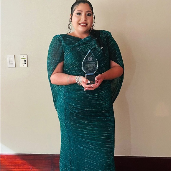 Amazing Drees - Picture 3 of 3